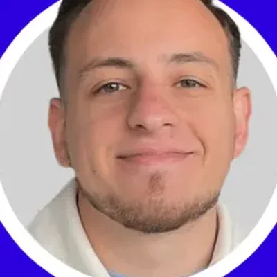 Nils, CRO + SEO Copywriter
